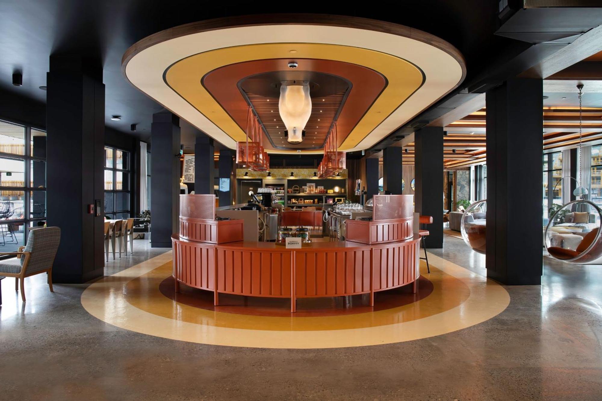 Moxy Banff Hotel Exterior photo